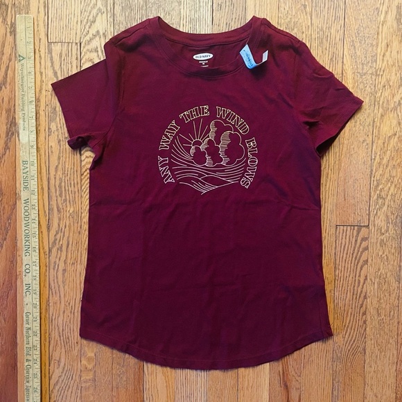 NWT - Any Way the Wind Blows burgundy tee, size XS - Picture 1 of 2